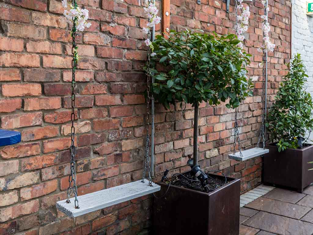 Betsy_Garden-and-Terrace