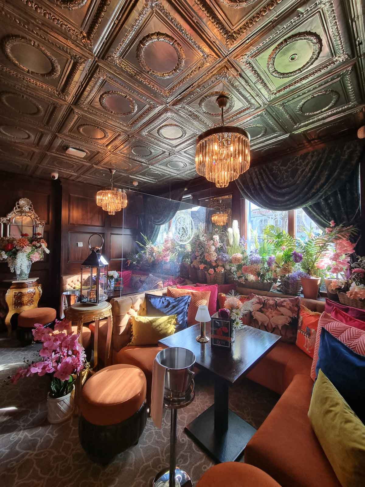 The-Betsy-Lounge